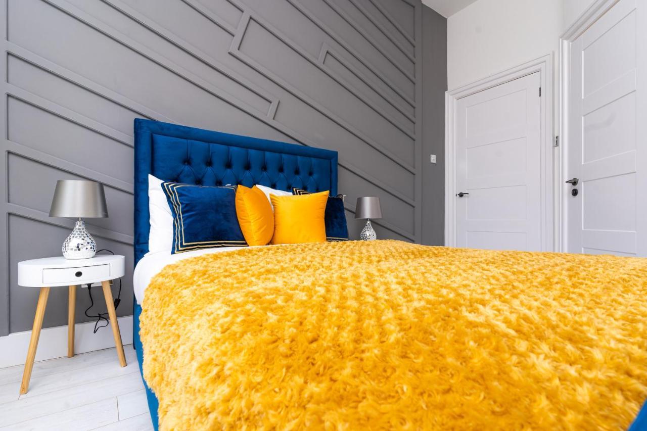 Cheerful 2 Bedroom Homely Apartment, Sleeps 6 Guest Comfy, 3X Double Bed, Parking, Free Wifi, Suitable For Business, Leisure Guest,Glasgow, Glasgow West End, Near City Centre Exteriér fotografie